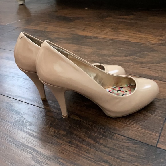 Madden Girl Nude Heel - Picture 4 of 4